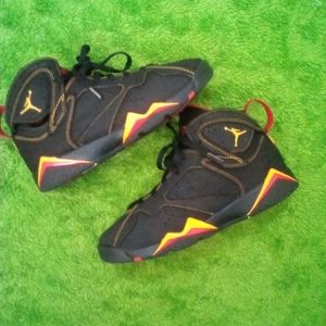 Jordan 7 "Citrus" Size 7Y or women 8.5-9